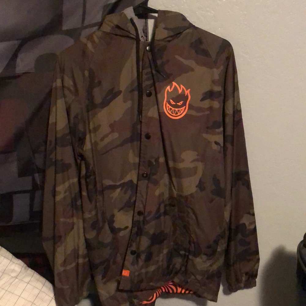 COPY - Spitfire wind breaker